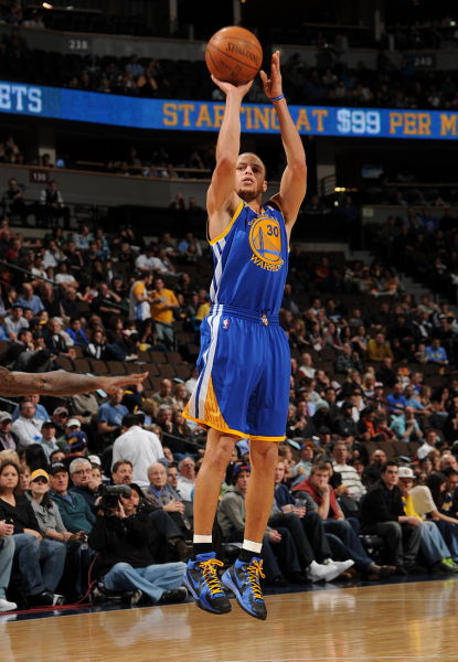 他在比分落 他在比分落