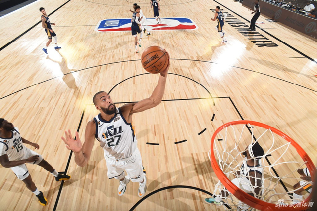 同时也在国 同时也在国