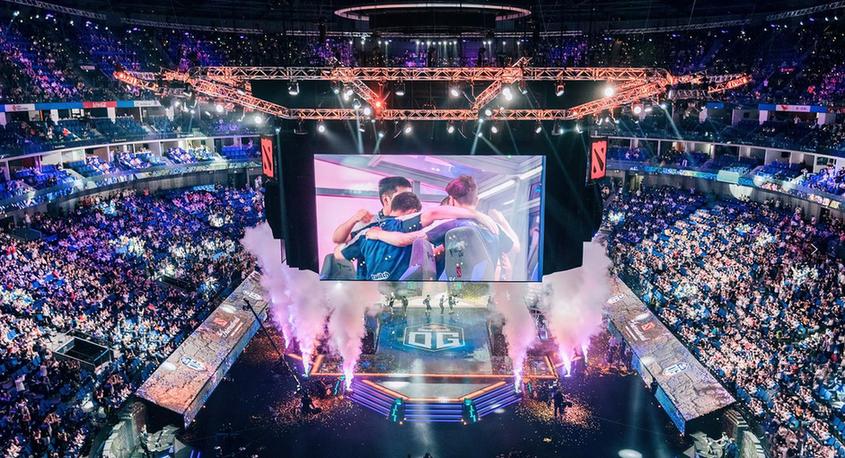 更是在为俱 更是在为俱