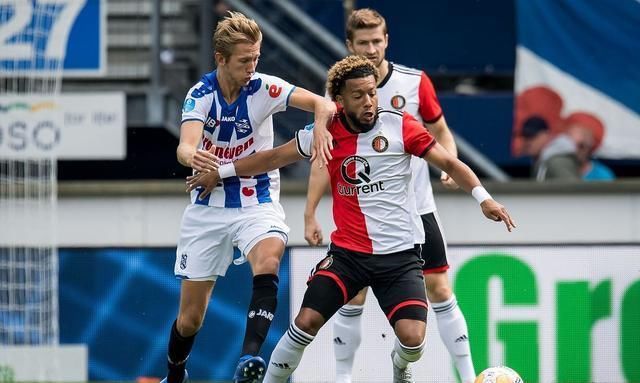 特别是在孔 特别是在孔