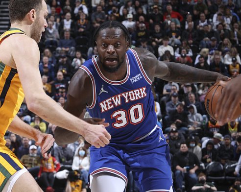 传言层出不 传言层出不