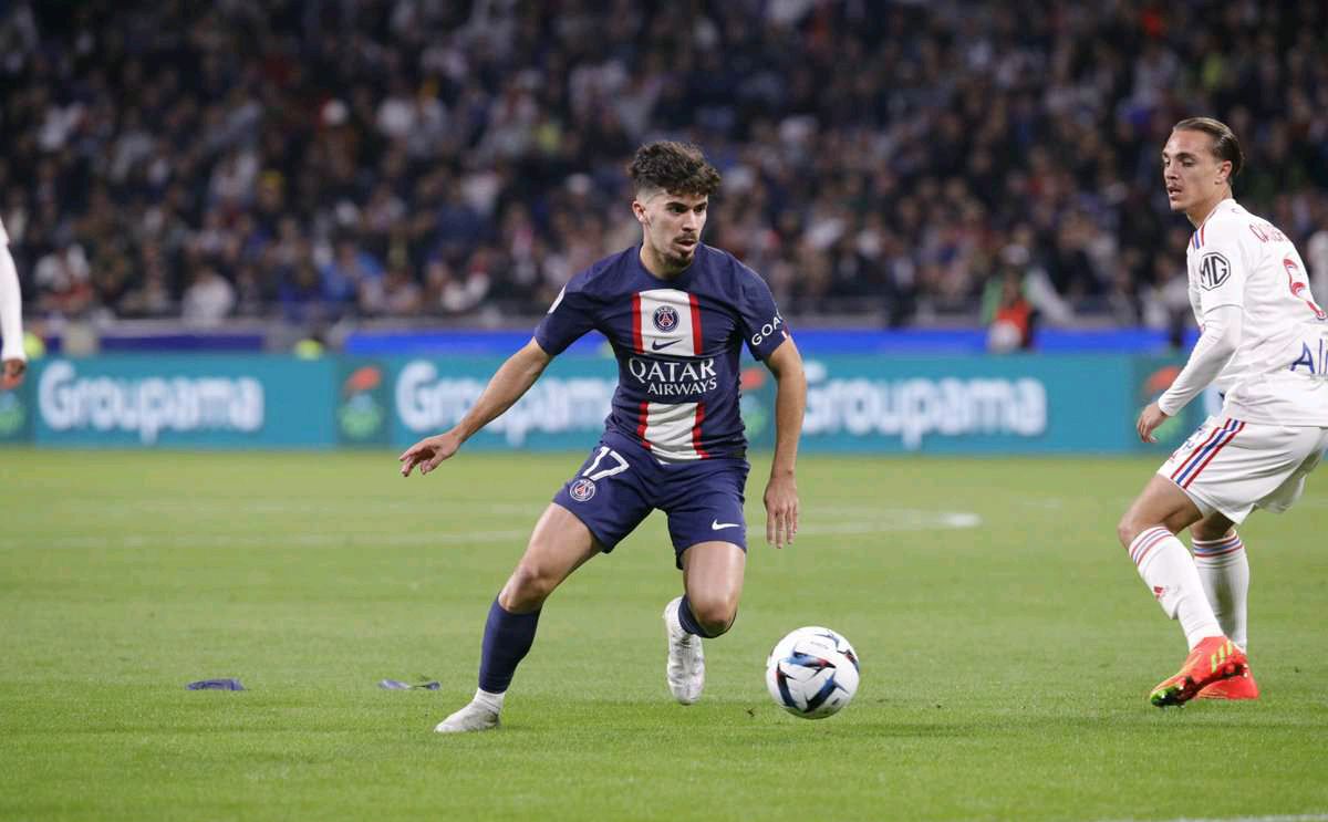 一抹动人色 一抹动人色