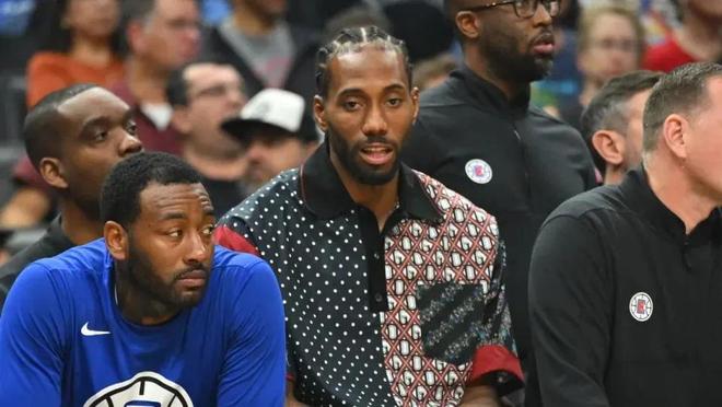 相比之下 相比之下